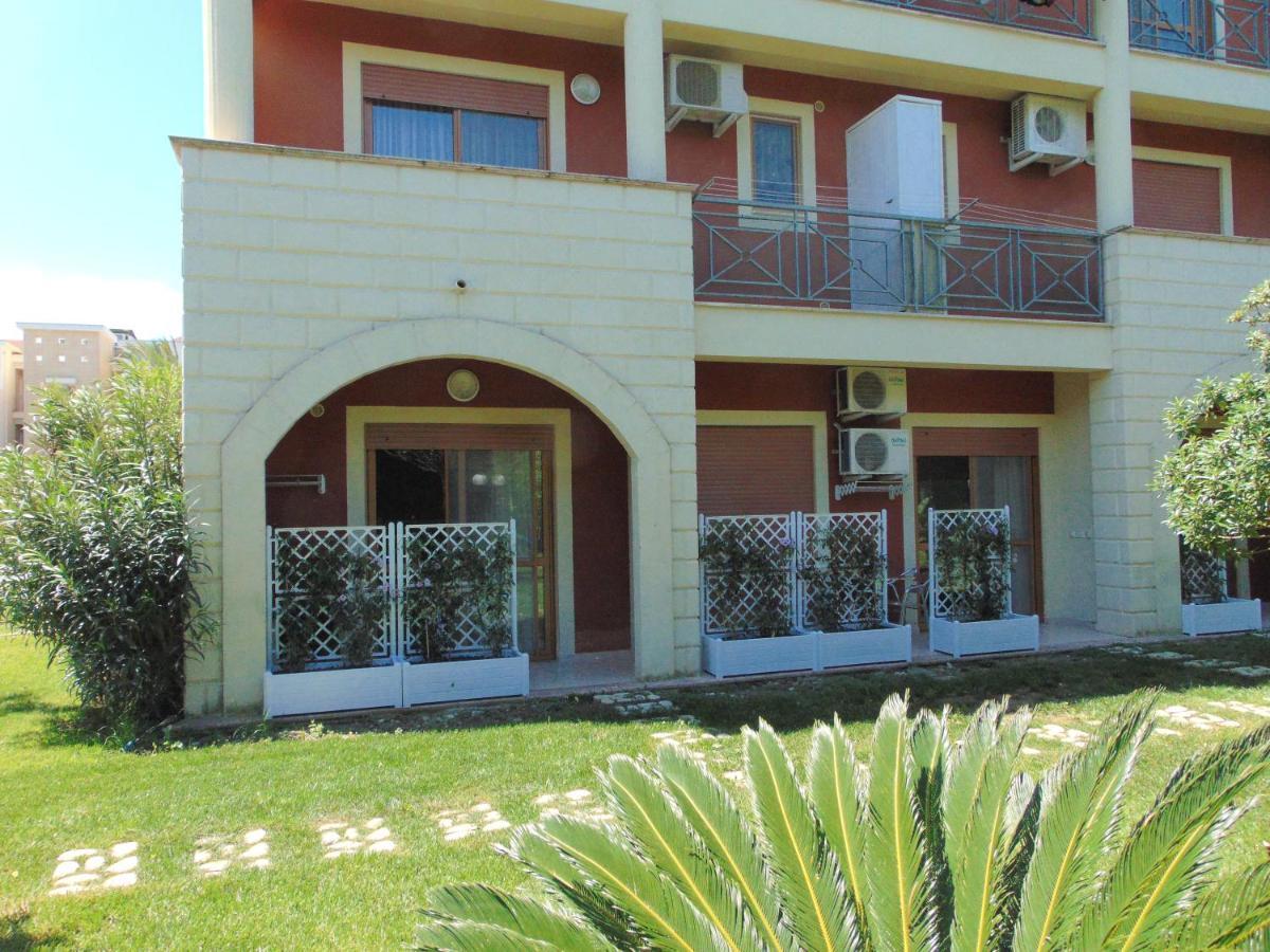 Casa Vacanze Oasi Felicita Nova Siri Marina Bagian luar foto